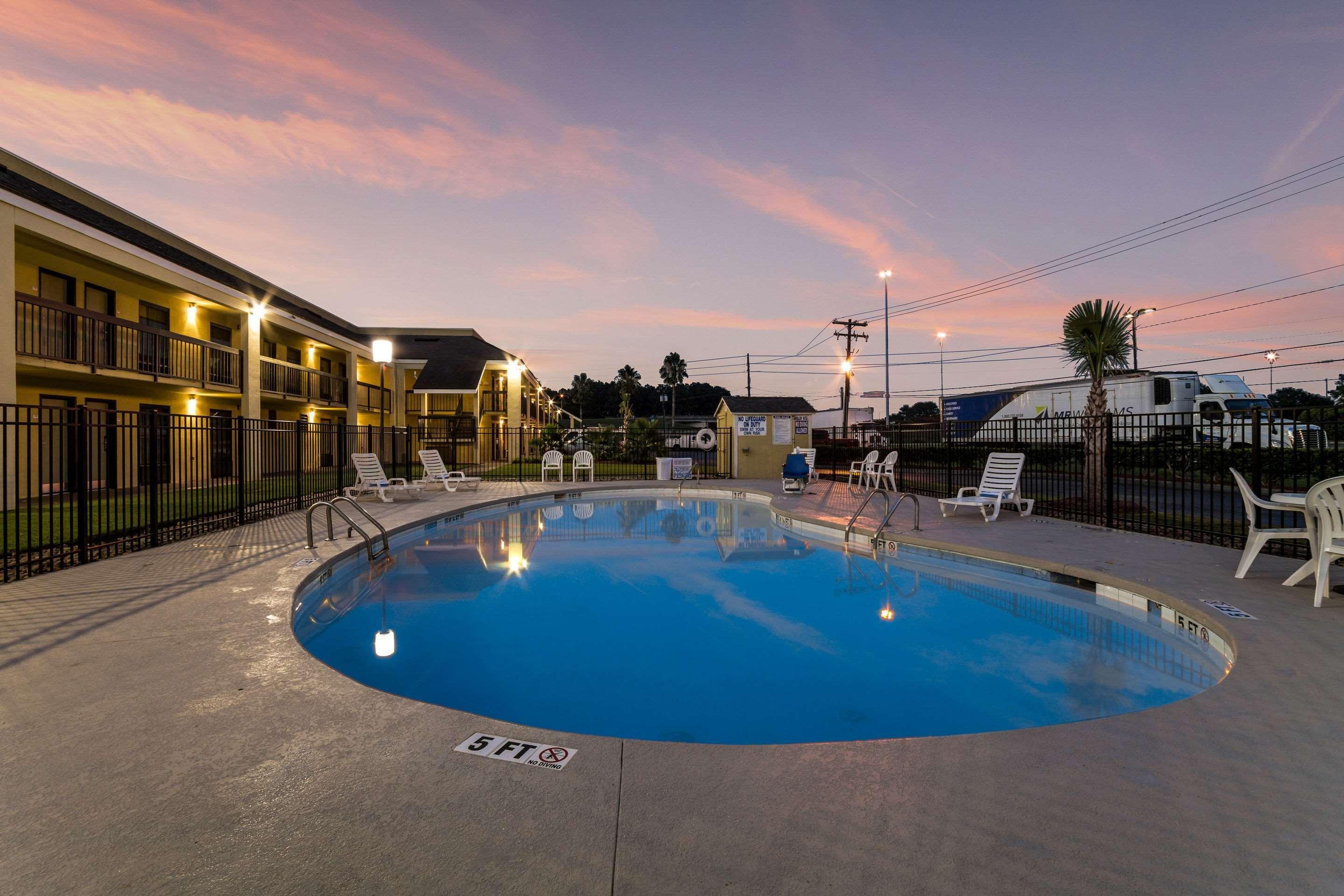 Quality Inn Coliseum North Charleston Dış mekan fotoğraf